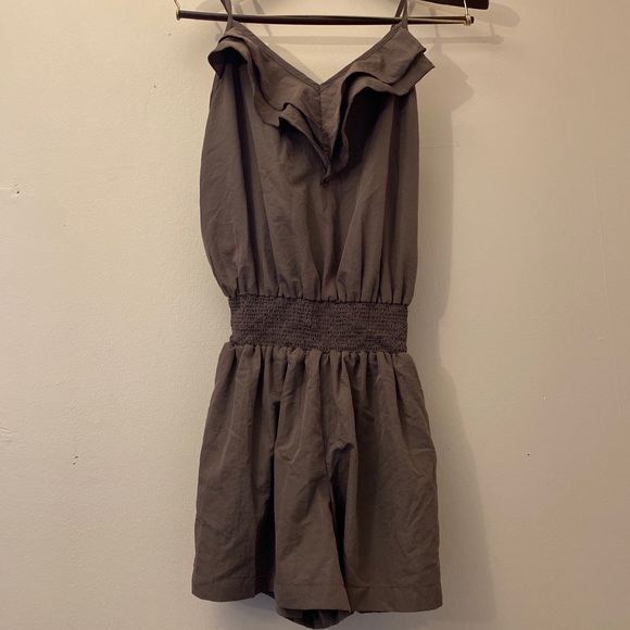 Smart set romper - Picture 2 of 2